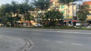 LÔ GÓC – Ô TÔ ĐỖ CỬA – NHÀ ĐẸP LÊ TRỌNG TẤN, HÀ ĐÔNG – CHỈ 7,3 TỶ